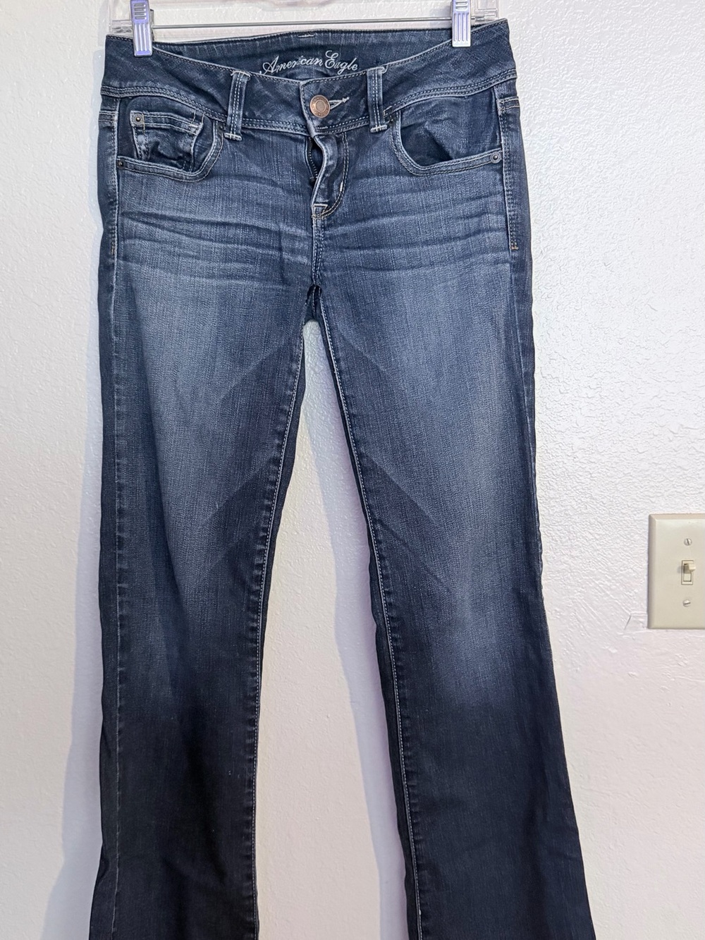 American Eagle Outfitters Women's Straight Leg Dark Blue Jeans